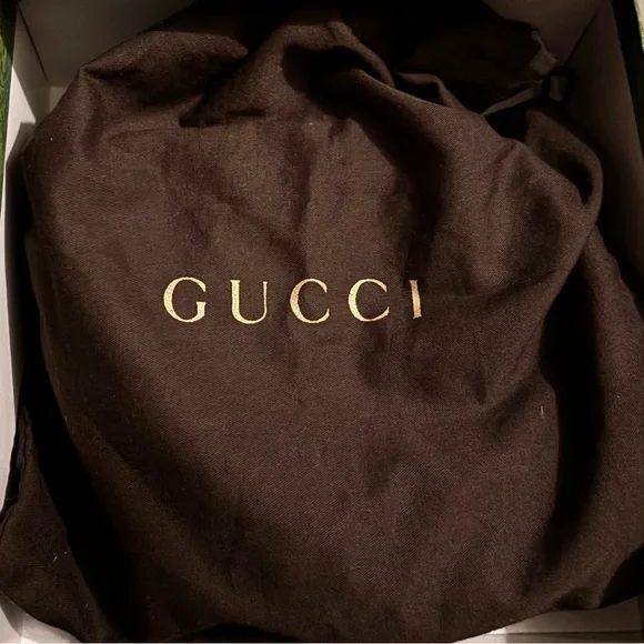 Gucci Belt with Gold Buckle - Picture 9 of 10